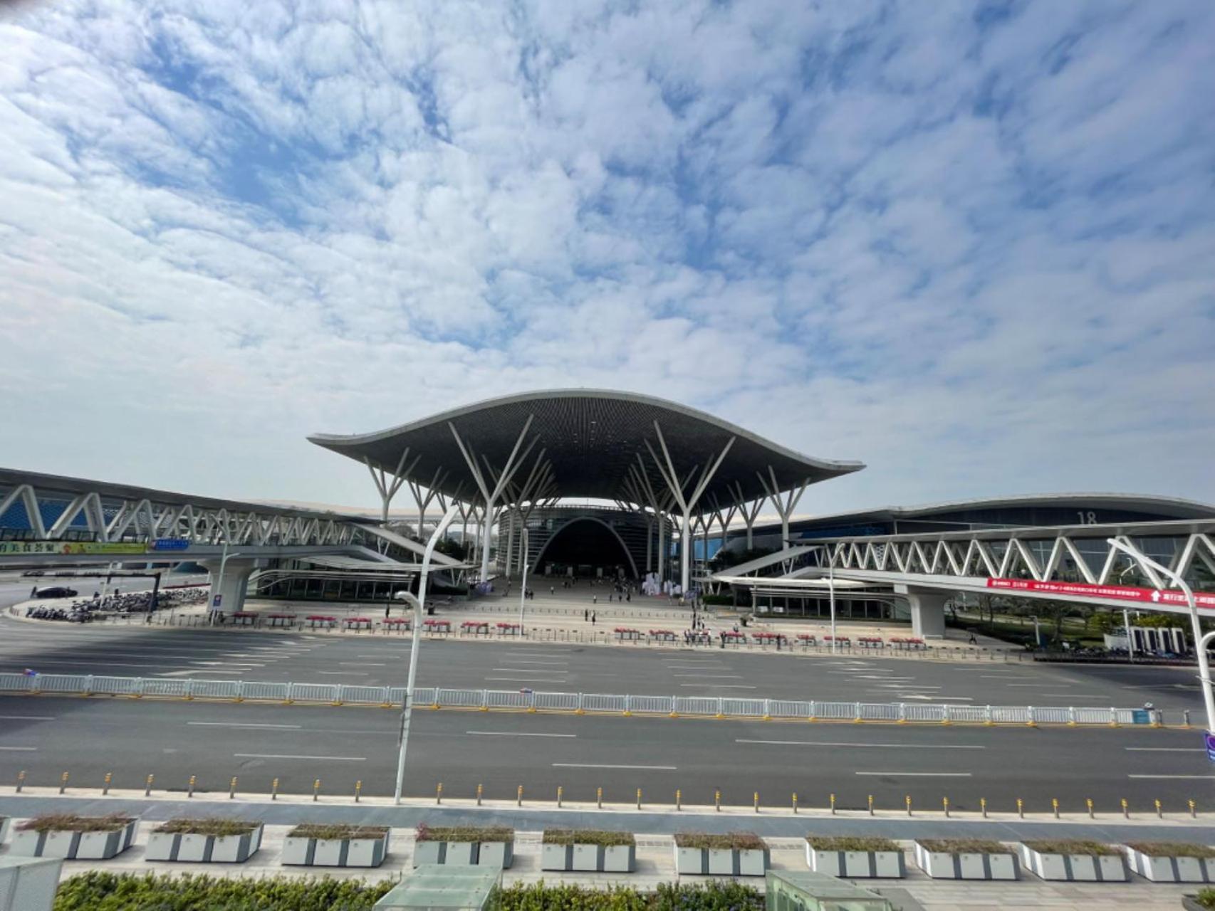 Royal Executive Apartment, Shenzhen World Exhibition & Convention Center, Nearby Shenzhen World North Metro St Ation Εξωτερικό φωτογραφία