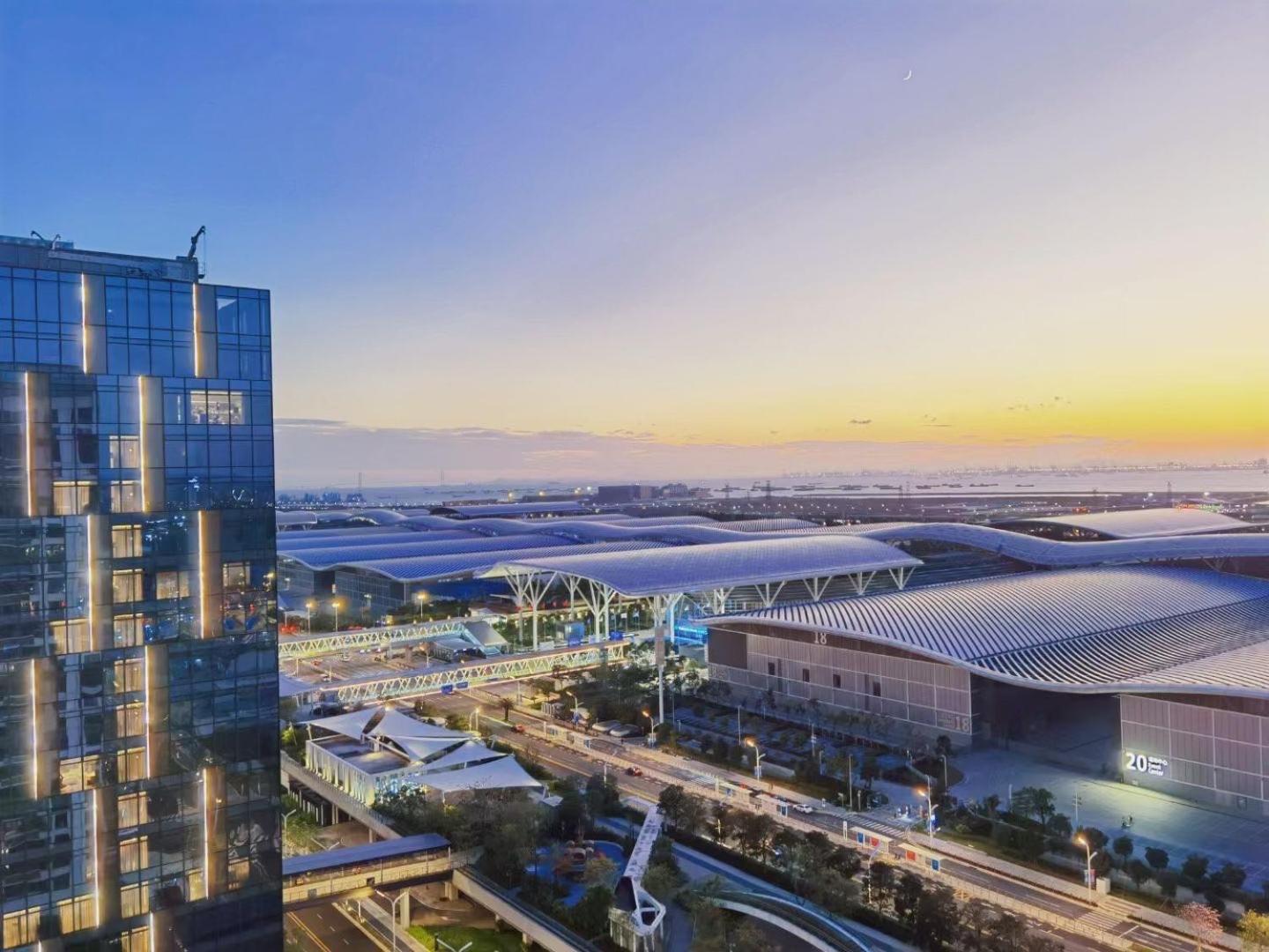 Royal Executive Apartment, Shenzhen World Exhibition & Convention Center, Nearby Shenzhen World North Metro St Ation Εξωτερικό φωτογραφία